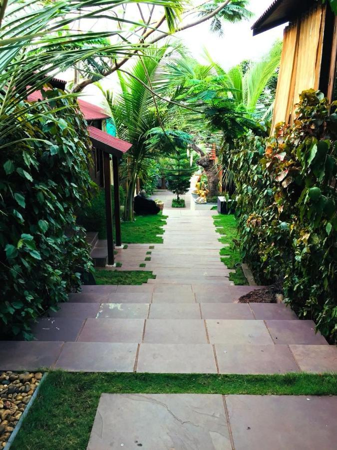 Rock Forest Goa Honeymoon Cottages Calangute Eksteriør billede