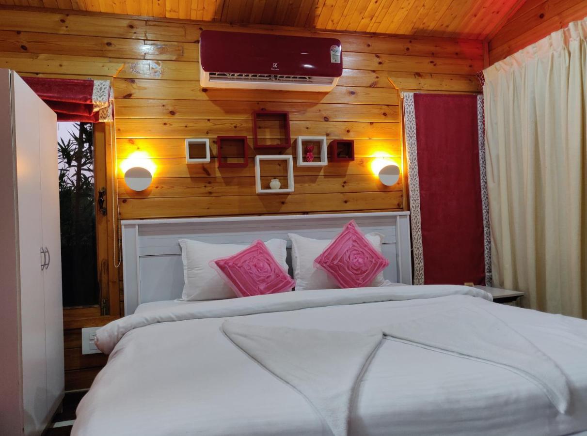 Rock Forest Goa Honeymoon Cottages Calangute Eksteriør billede